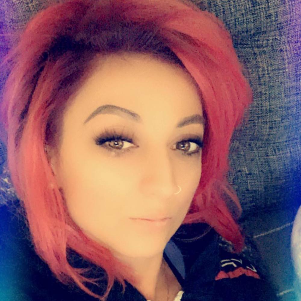 Meet your Posher, Alma